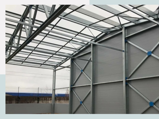 Каркасные ангары от СтальСтрой-Ннн по цене от 625 руб.